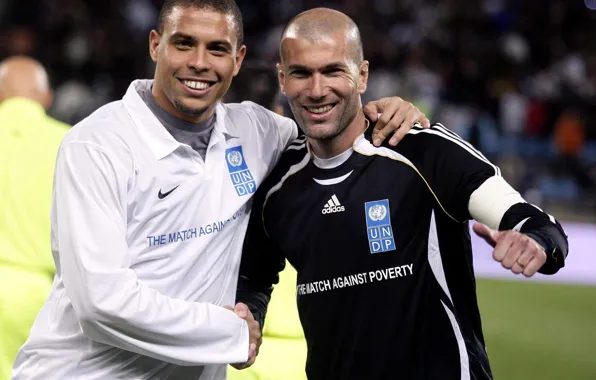 Picture smile, players, legends, legends, Ronaldo, Ronaldo, Zinedine Zidane, Zinedine Zidane