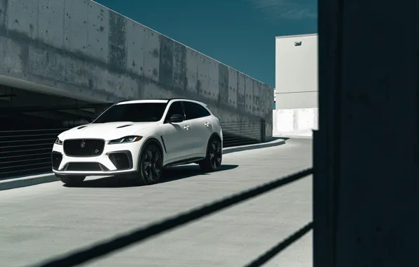 White, Parking, F-Pace SVR