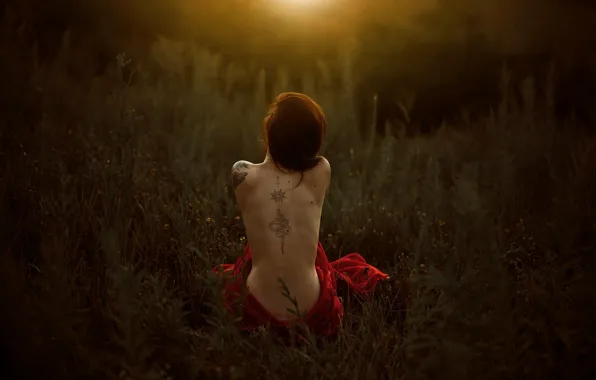 BODY, FIELD, GREENS, DRESS, TATTOO, BACK