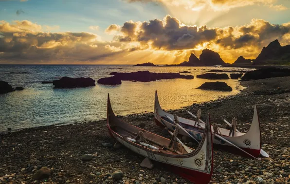 Sea, the sky, clouds, rays, light, sunset, nature, pebbles