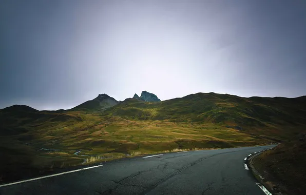 Road, the sky, mountains, gray clouds
