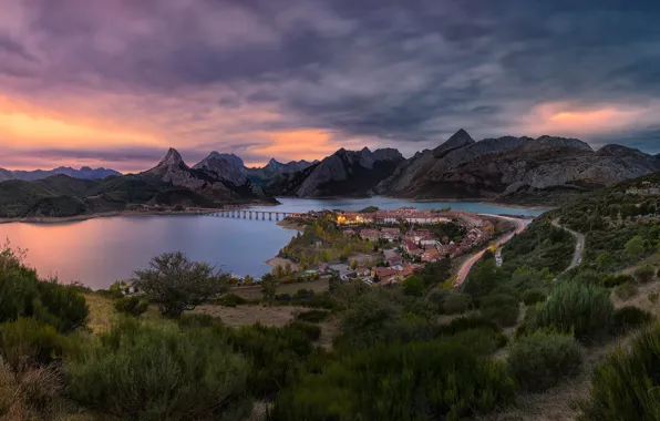 Mountains, bridge, river, vegetation, town, Spain, Spain, The Cantabrian mountains