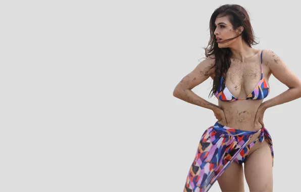 Girl, hot, sexy, fashion, eyes, smile, beautiful, figure