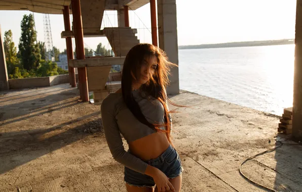 Look, the sun, landscape, river, model, shorts, portrait, makeup