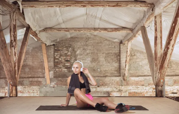 Picture girl, fashion, headphones, factory, exercise, female, fitness, gym