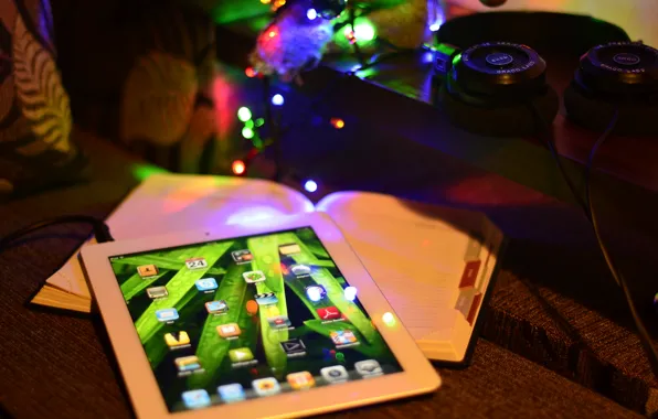 Picture tree, new year, apple, gifts, ipad