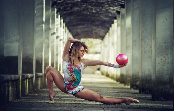 Girl, pose, the ball