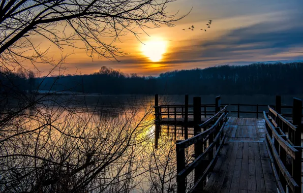 Picture sunset, bridge, lake