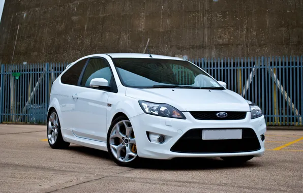 Picture white, ford, focus