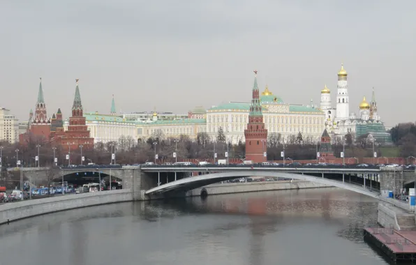 Capital, The Moscow river, view of the Kremlin