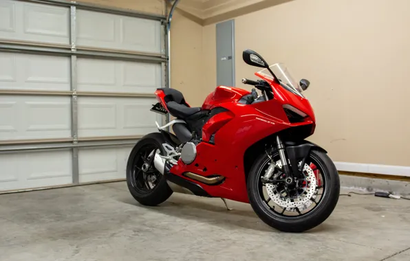 Picture Red, Garage, Panigale V2