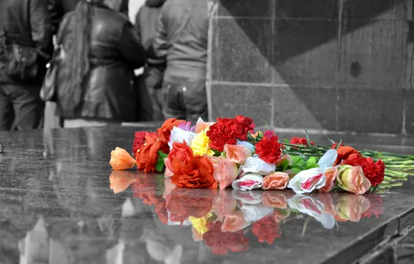 People, holiday, Flowers, may, monument, demonstration, win.