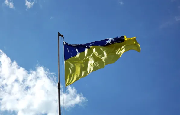 Picture UKRAINE, BLUE, BACKGROUND, The SKY, CLOUDS, YELLOW, FLAG