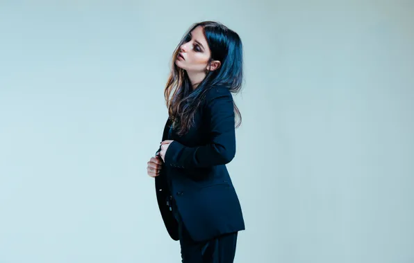 Foam, American singer, songwriter, electronic trip-hop, BANKS, Jillian Banks