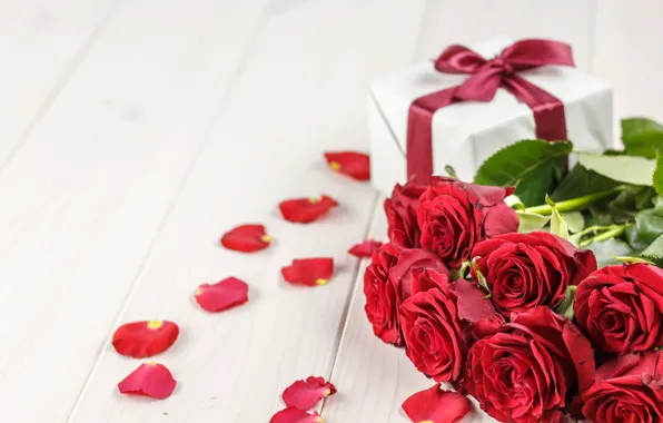 Flowers, gift, roses, bouquet, petals, red, love, wood