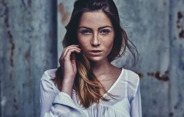 Portrait, freckles, sponge, the beauty, Martin Strauss