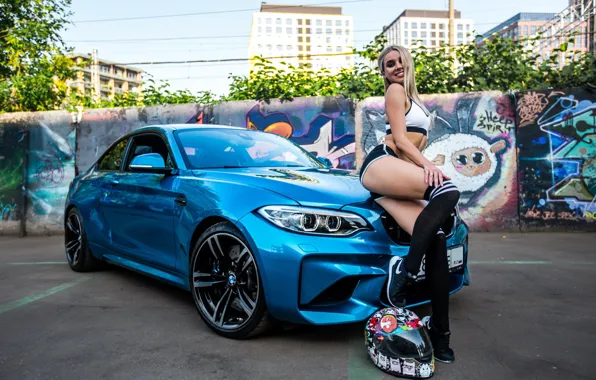Picture auto, look, Girls, BMW, beautiful blonde, posing over the bonnet