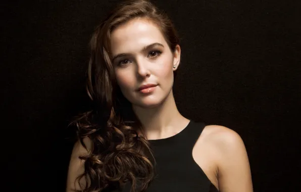 Portrait, makeup, actress, hairstyle, brown hair, black background, Zoey Deutch, Zoey Deutch