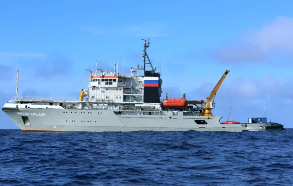 Tug, lifeguard, Photius Krylov