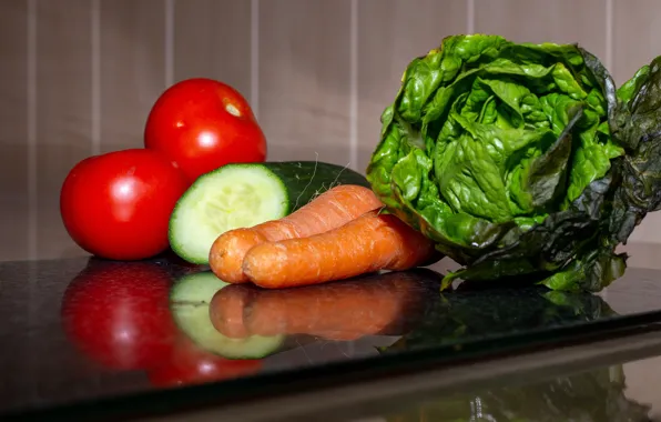 Reflection, table, cucumber, vegetables, tomatoes, carrots, cabbage, cuts