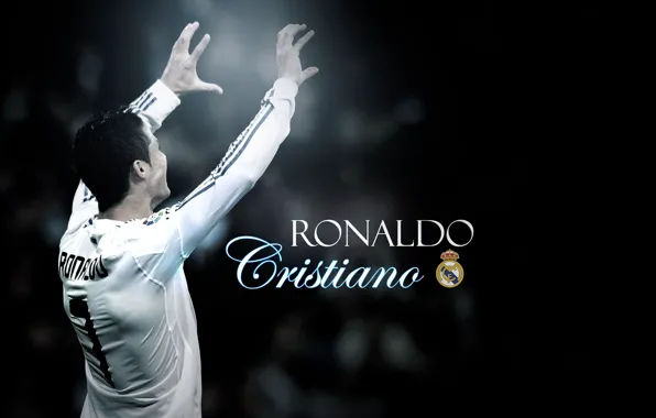 Picture football, Ronaldo, real madrid, football, ronaldo, cristiano ronaldo, the dark background, cristiano