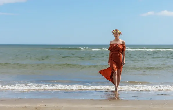 Picture girl, summer, sea