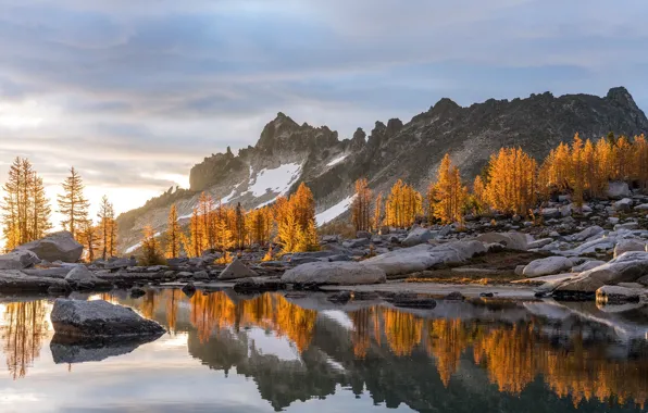 Picture autumn, light, mountains, lake, morning