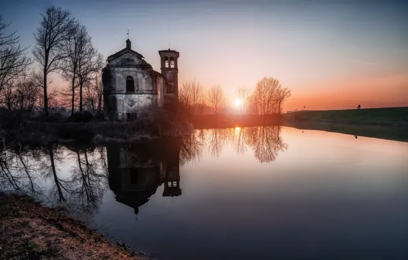 Picture sunset, acqua, Rigosa, the church abandoned