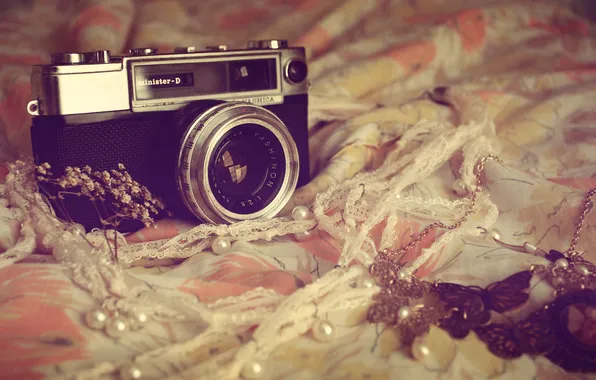 Camera, the camera, vintage