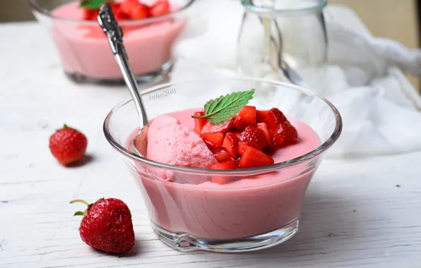 Strawberry, mint, dessert