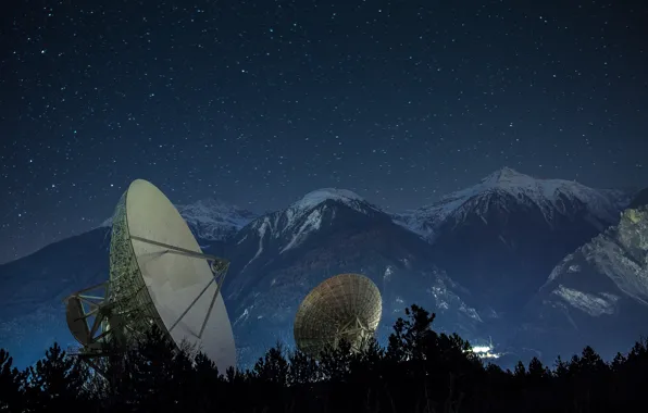 Mountains, night, satellite antenna, Didier Dumoulin photography