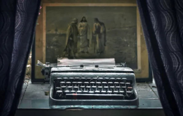 Background, the darkness, typewriter
