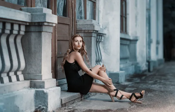 Legs, sponge, curls, Andrea Carretta