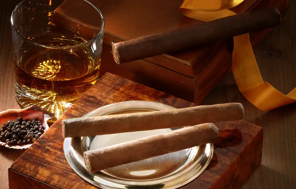 Picture glass, box, cigars, whiskey