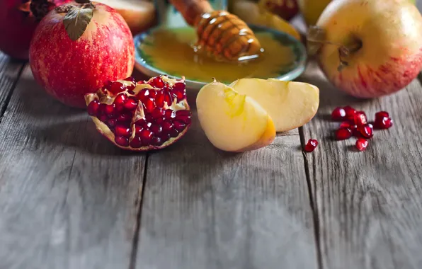 Apples, honey, garnet