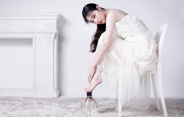 f(x)'s Sulli Makes a Weird yet Adorable Fashion Statement | Soompi