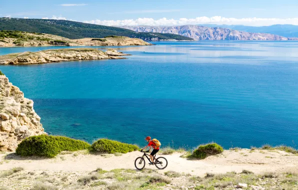 Picture the sun, landscape, mountains, bike, stay, shore, sport, shorts