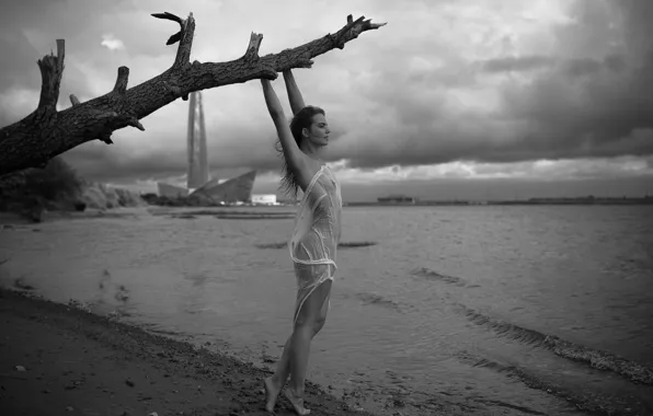 Beach, water, girl, figure, b/W, black and white, graceful, George Chernyadev