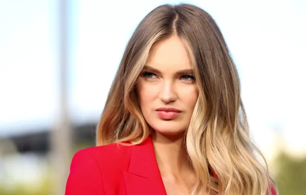 Look, model, makeup, photoshoot, hair, Victoria’s Secret, Romee Strijd, Romy Strayed