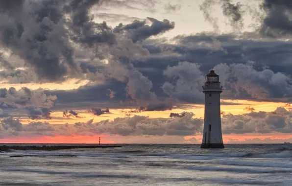 Picture sea, clouds, lighthouse