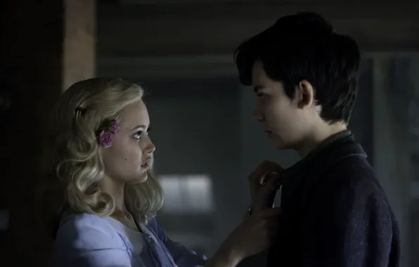 Picture Asa Butterfield, Ella Purnell, Miss Peregrine's Home for Peculiar Children, Ella Pernell, ACE Butterfield, The …