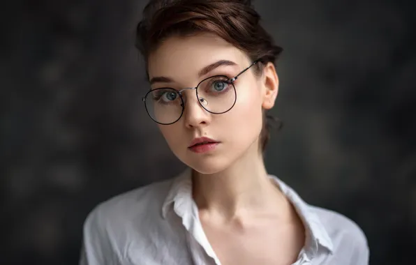 Picture look, girl, portrait, glasses, Olya, Yuri G See Also:, Lyamin
