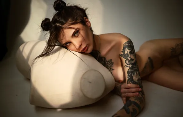 Chest, look, sexy, pose, model, naked, body, makeup