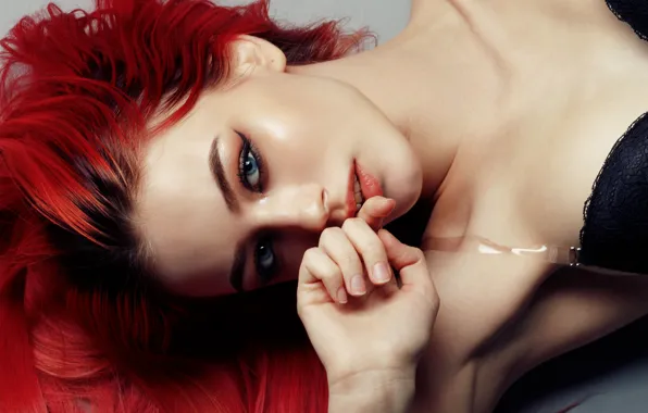 Picture look, girl, face, hand, makeup, red hair, Evgeny Bulatov, Victoria Bobina