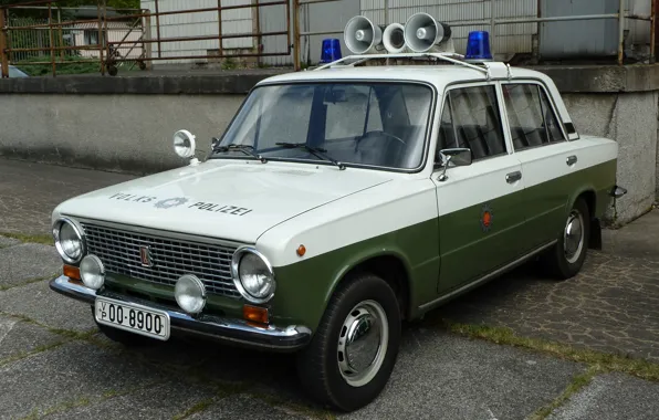 Police, VAZ, GDR, Lada 1200S, The people's police