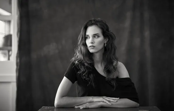 Picture girl, photo, model, black and white, Janina