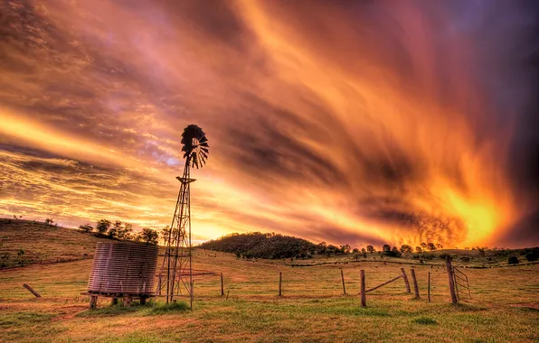 Picture the sky, clouds, fire, flame, Australia, farm