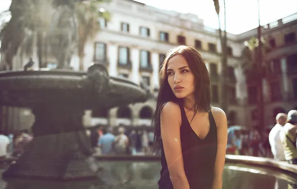 Girl, the city, street