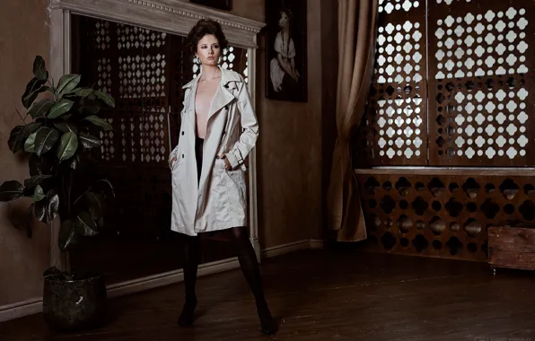 Mirror, legs, cloak, Disha Shemetova, Eugene Marklew