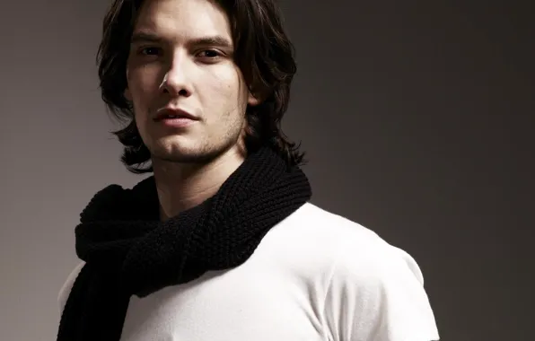 Picture scarf, actor, male, Ben Barnes, Ben Barnes